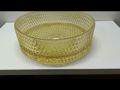 24 Monate Garantie. Modernes Glaswaschgerät mit zentralem Abfluss